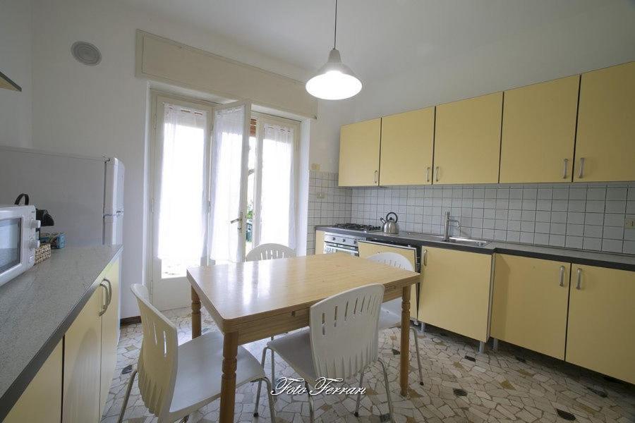 Willa Casa Vacanze Gli Ulivi Del Lago Sale Marasino Zewnętrze zdjęcie