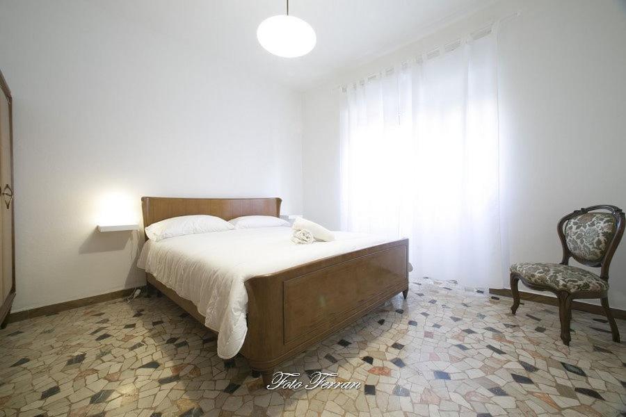 Willa Casa Vacanze Gli Ulivi Del Lago Sale Marasino Zewnętrze zdjęcie